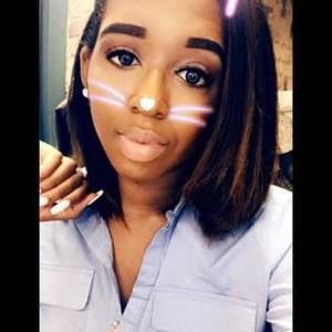 Meet your Posher, Briana